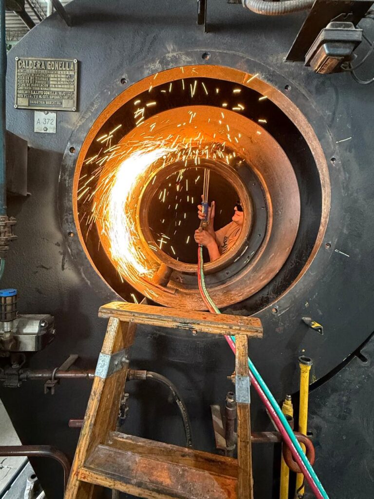 WhatsApp Image 2026-01-02 at 14.39.28